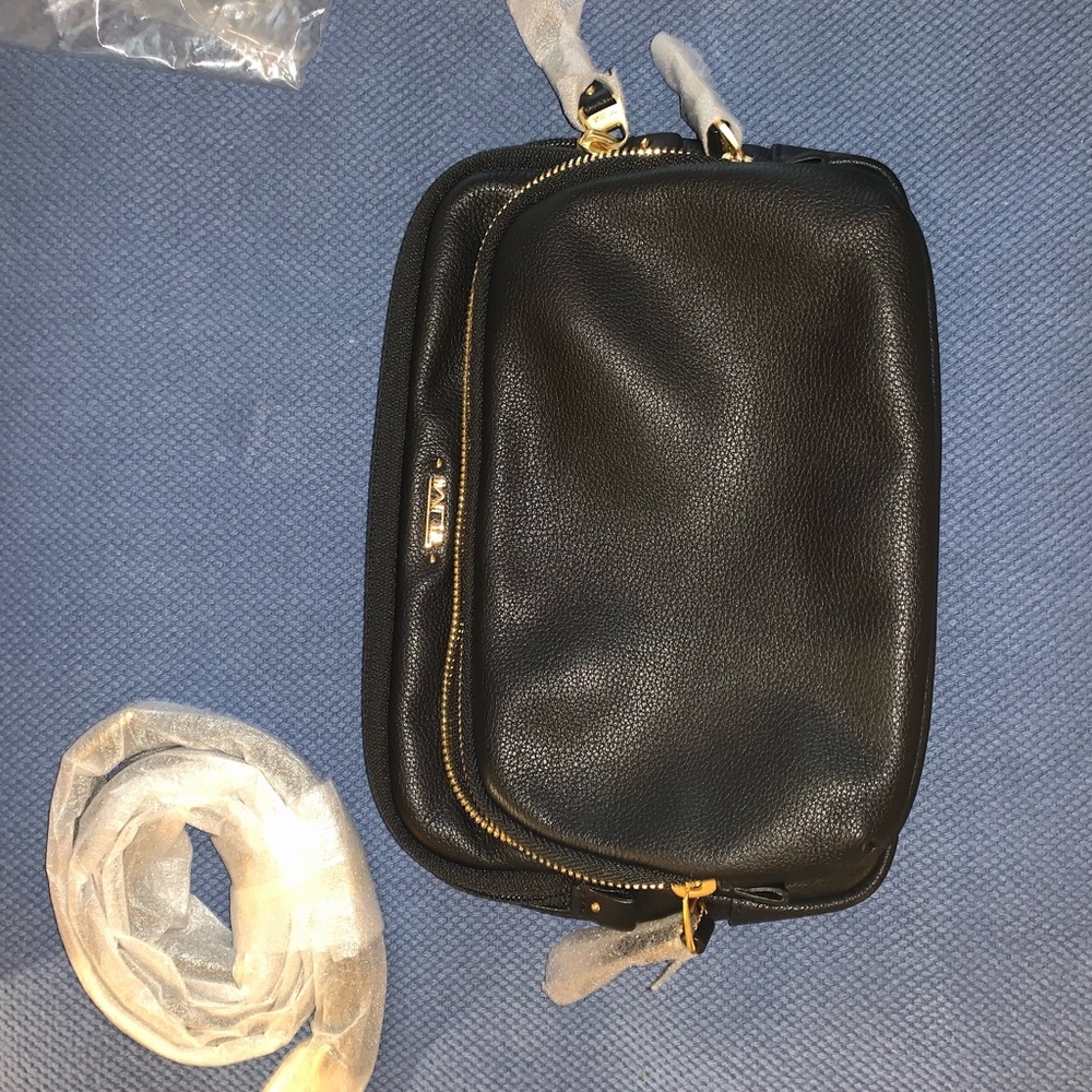 Tumi Voyager Troy leather crossbody